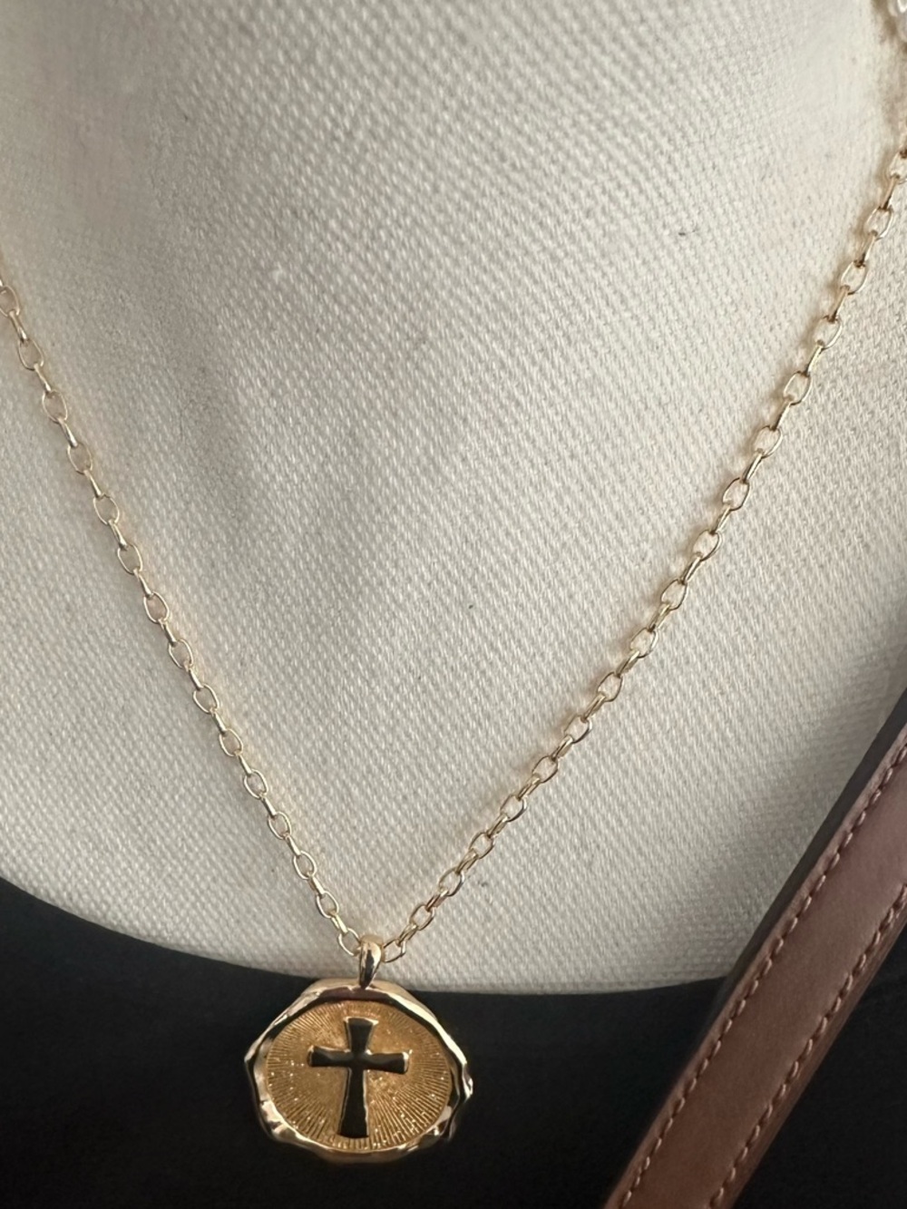 New Gold Circular Disc Cross Pendant Necklace - Feminine Religious Charm